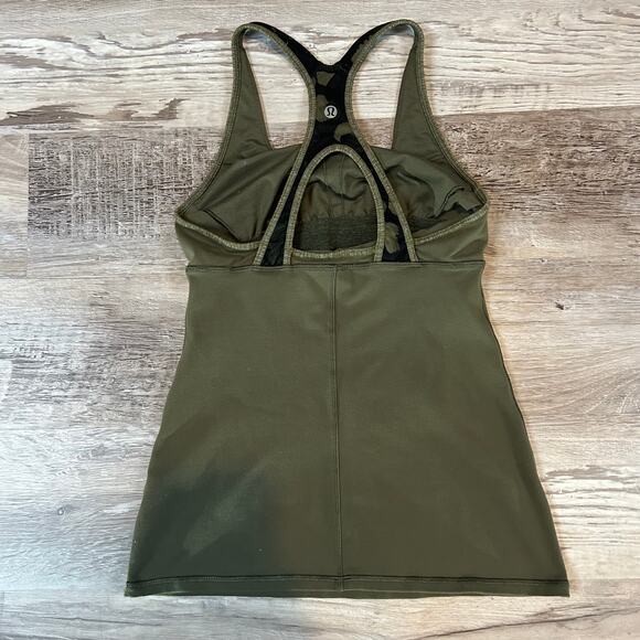 Lululemon Power Y Tank Olive Green Camo Back Built-In Bra Racerback Size 4 - Picture 3 of 7